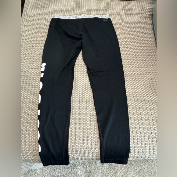 Nike Cold Weather Leggings - Picture 2 of 3